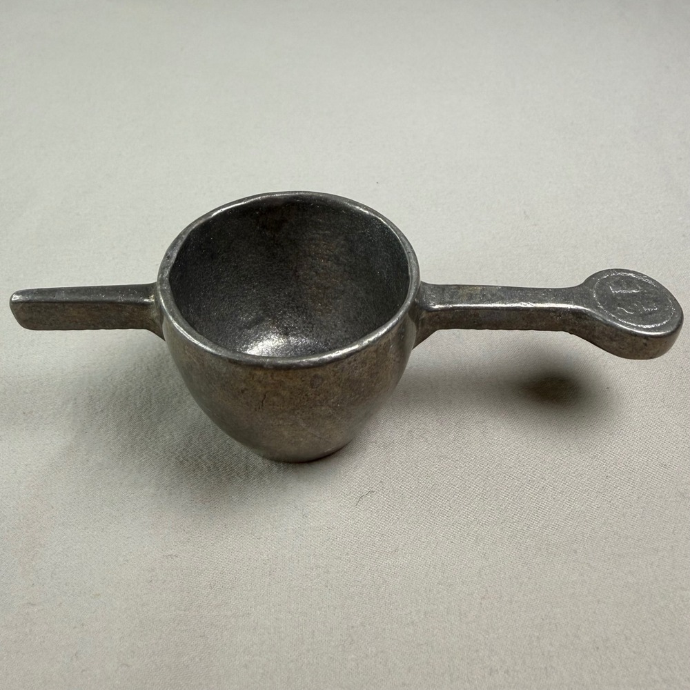 Rare Vintage Wilton Armetale Pewter 1-1/2 oz Jigger Shot Measuring Cup